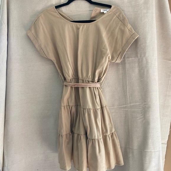 Mine short sleeve dress with tie back - Picture 1 of 3